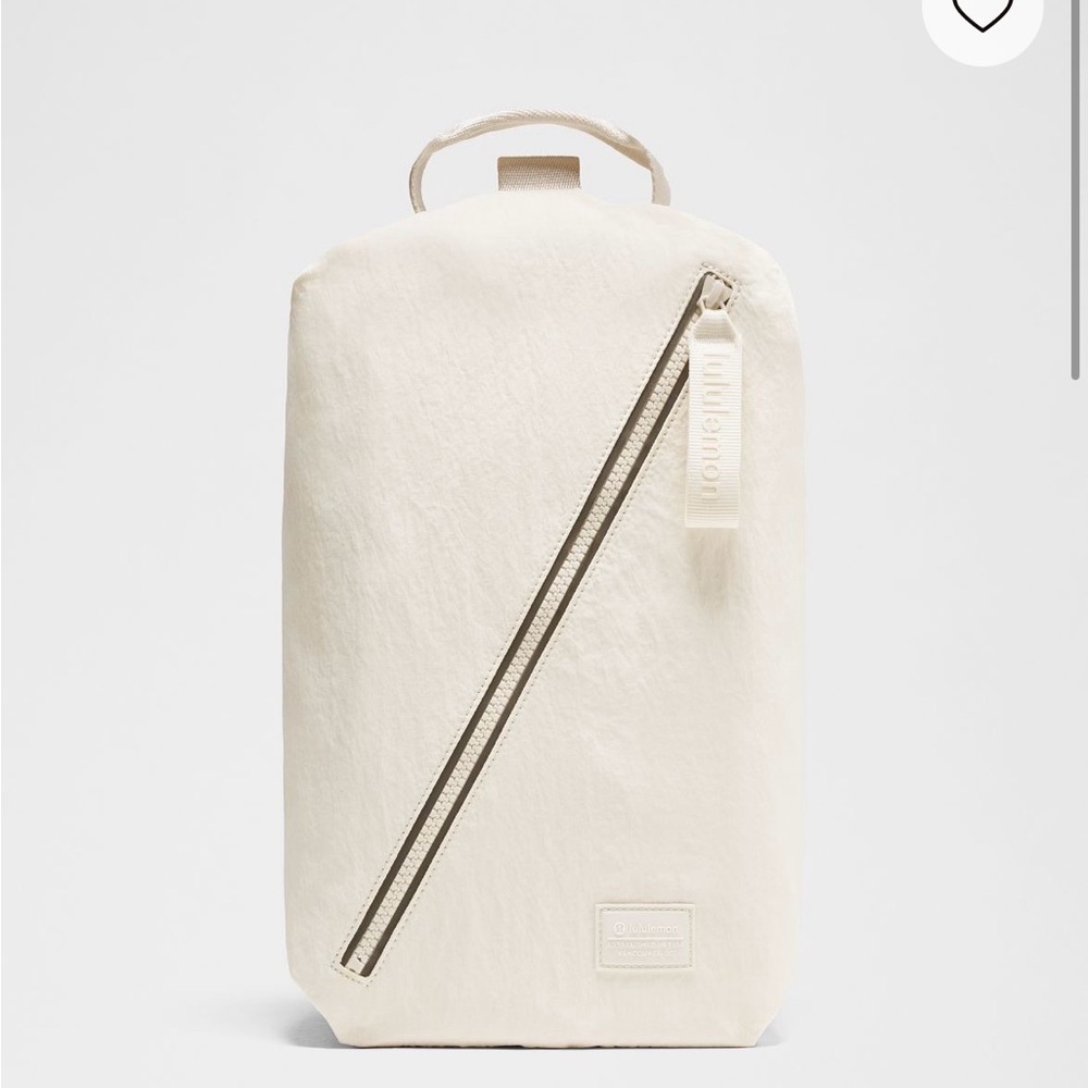New Lululemon FastRack Bag